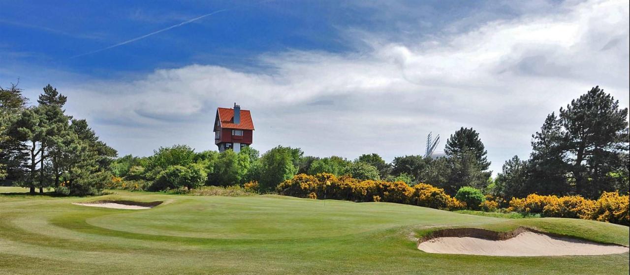 Villa Sleeps14 Seaside Luxury House On The Suffolk Coast à Saxmundham Extérieur photo