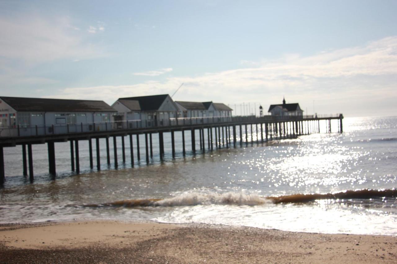 Villa Sleeps14 Seaside Luxury House On The Suffolk Coast à Saxmundham Extérieur photo